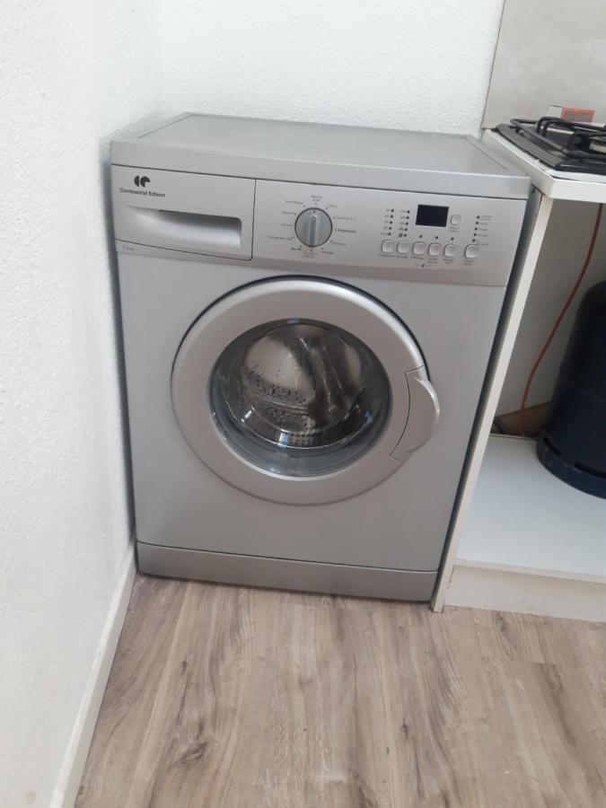 appartement f1 meublé 3 personnes Aubenas Exterior foto