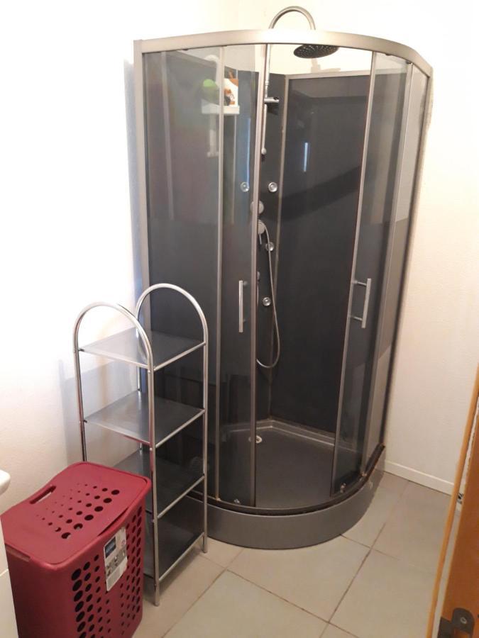 appartement f1 meublé 3 personnes Aubenas Exterior foto