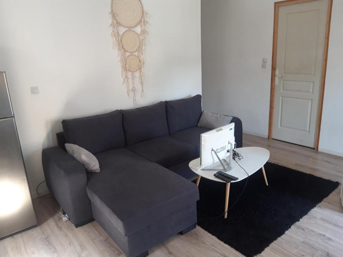 appartement f1 meublé 3 personnes Aubenas Exterior foto
