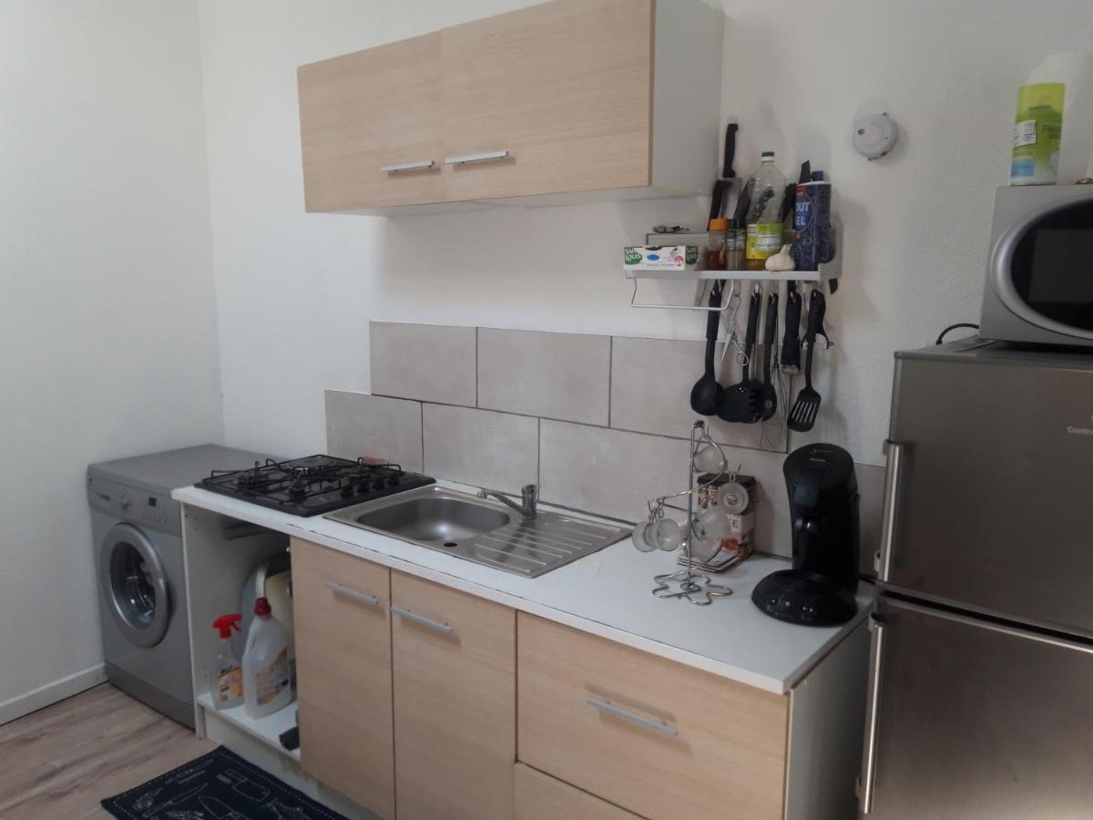 appartement f1 meublé 3 personnes Aubenas Exterior foto